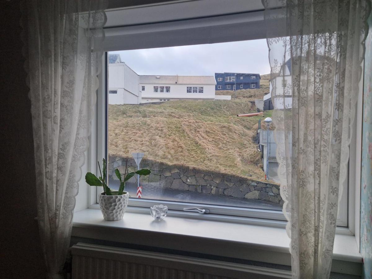Guesthouse Hugo Sørvágur Extérieur photo