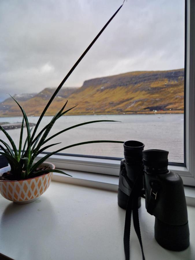 Guesthouse Hugo Sørvágur Extérieur photo