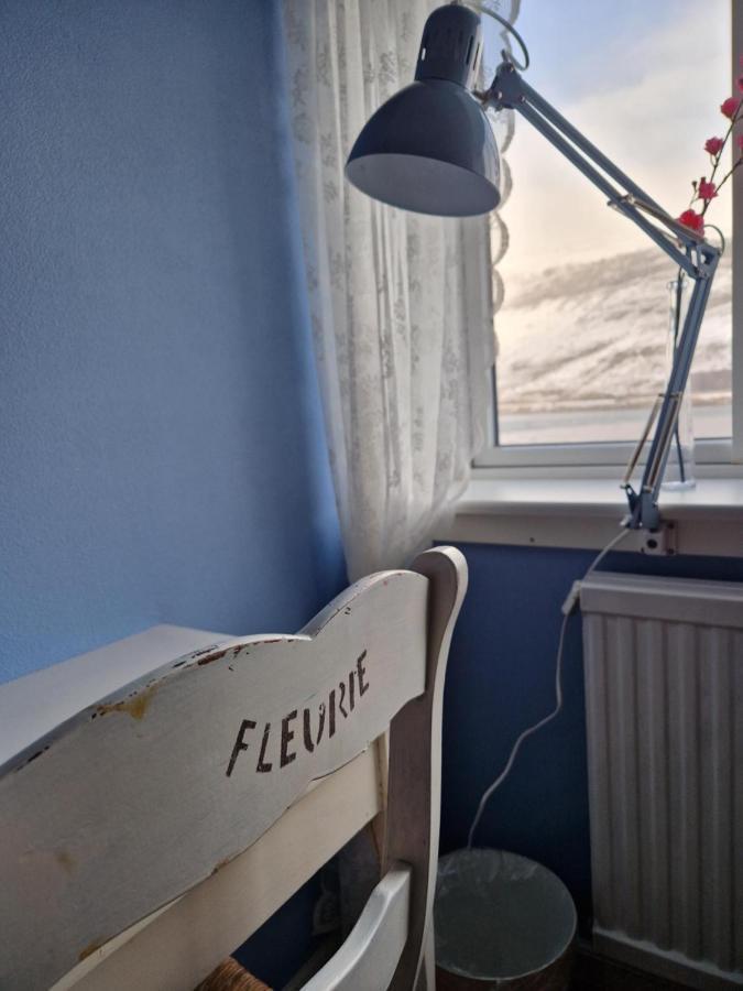 Guesthouse Hugo Sørvágur Extérieur photo
