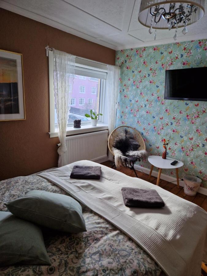 Guesthouse Hugo Sørvágur Extérieur photo